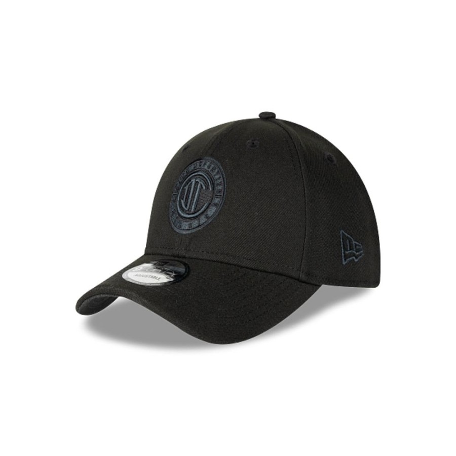 Caps New Era | Deportivo Toluca Fc Black On Black 9Forty Strapback ...