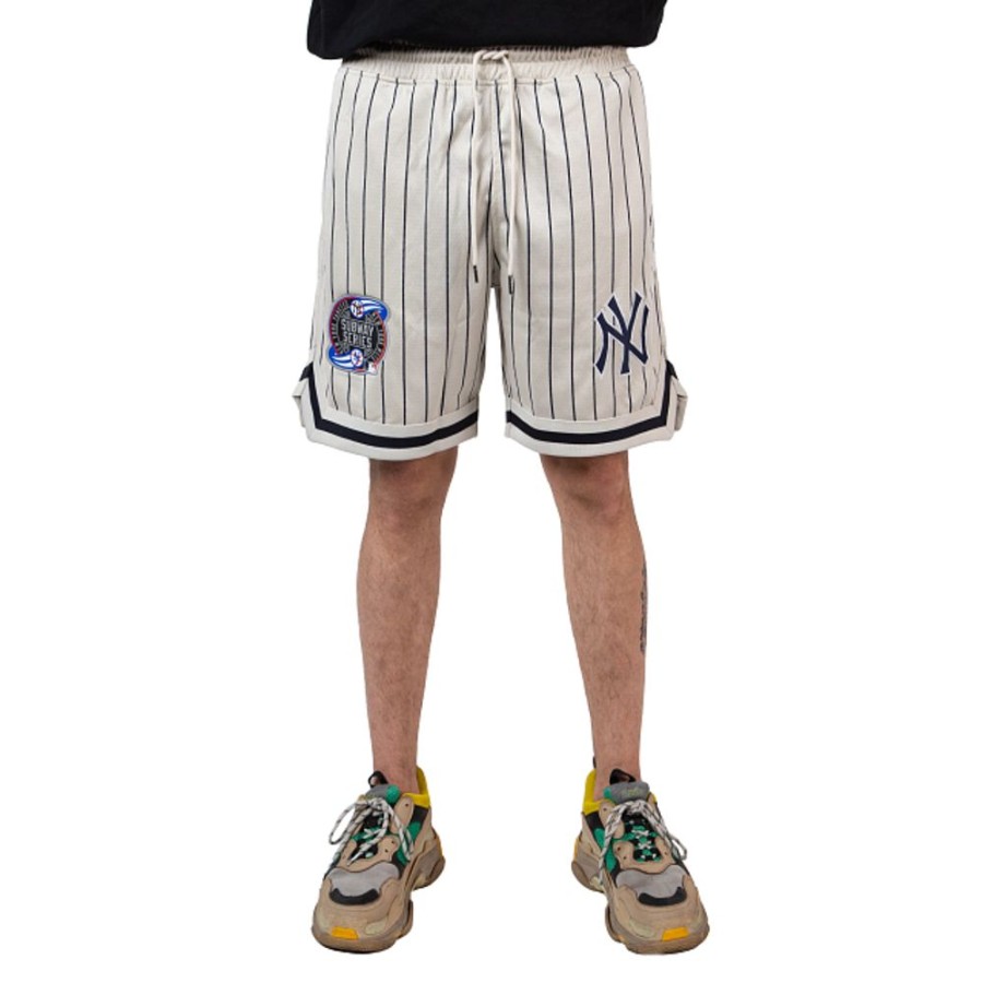 Clothes New Era | New York Yankees Subway Series 2000 Pinstripe Shorts